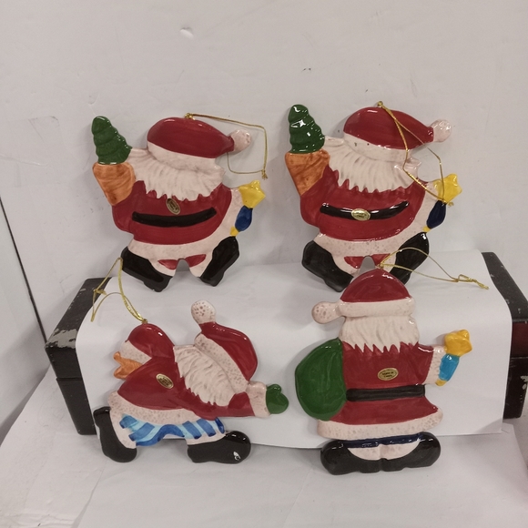 4 Santa-claus Handcrafted Ceramics Ornaments   large - Picture 4 of 4